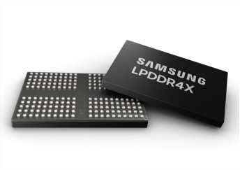  存储芯片成本持续攀升，手机市场面临调整压力；AI需求推动行业变革。 IT技术 存储芯片成本持续攀升，手机市场面临调整压力；AI需求推动行业变革。 IT技术