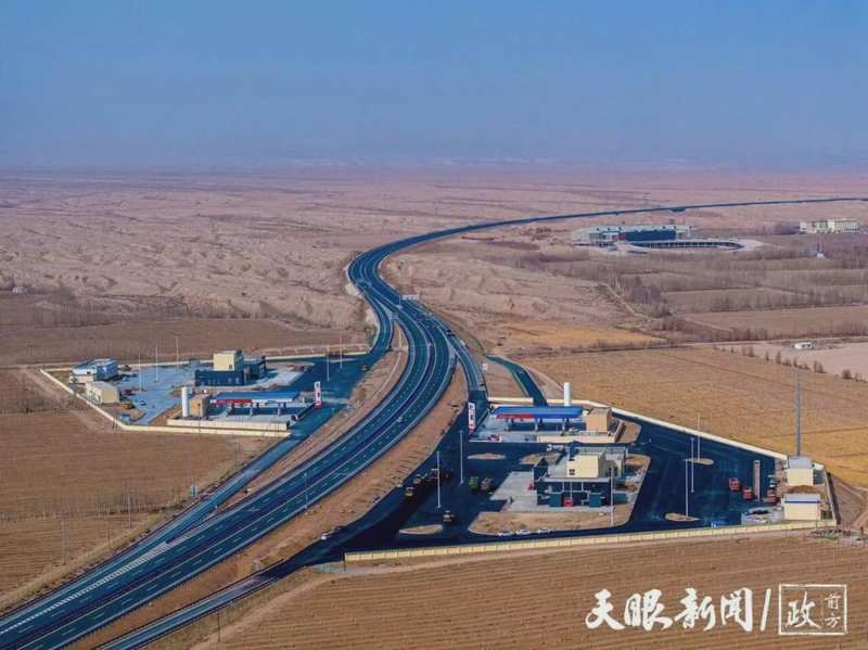  超级工程铸就西部新格局；一桥一隧彰显开放活力。 文化旅游 超级工程铸就西部新格局；一桥一隧彰显开放活力。 文化旅游