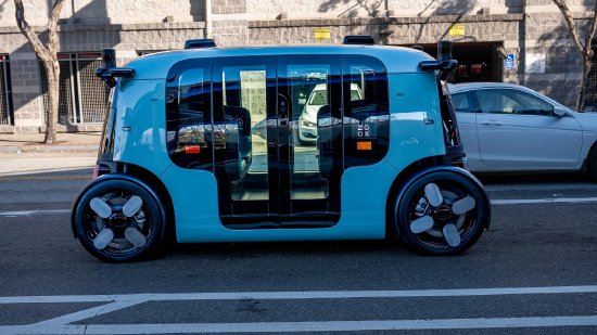  Zoox自动驾驶出租车扩张步伐加快；奥斯汀迈阿密迎来新测试，行业前景值得关注。 汽车科技