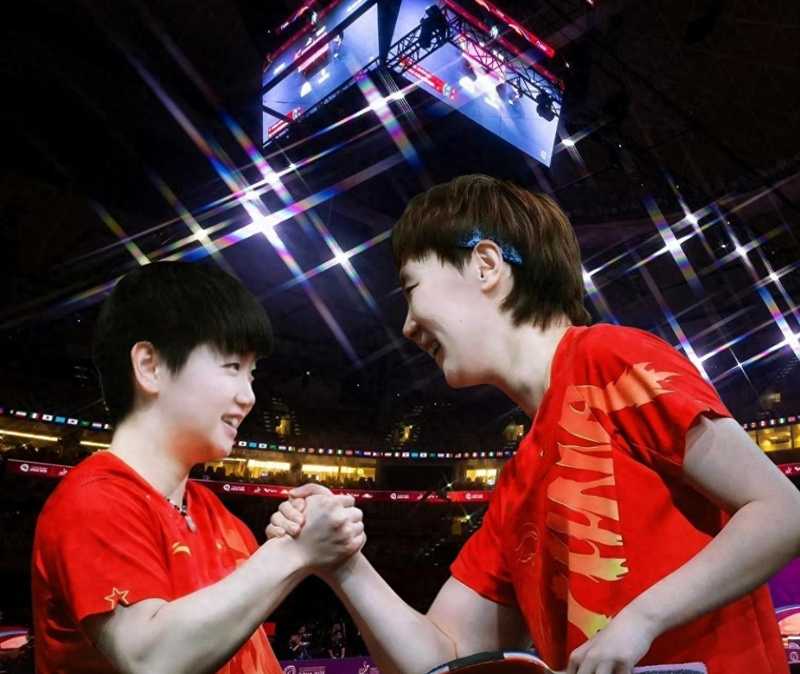  赛场阴招舆论真相：揭秘顶级运动员如何化解场外干扰 体育新闻