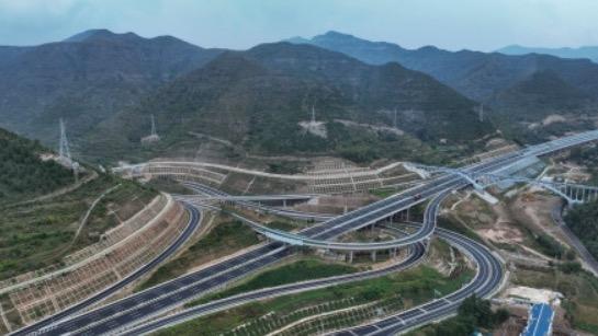  【独家解析】国土安全部豪掷千万购专机：制度漏洞还是权力任性的必然？ 新闻