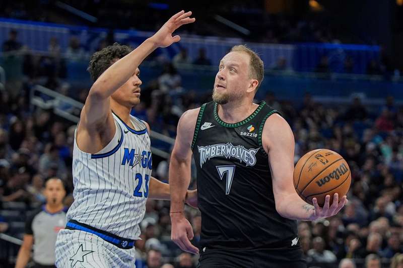  森林狼锁定西部第六：轮休策略背后的排名博弈与季后赛格局推演 体育新闻