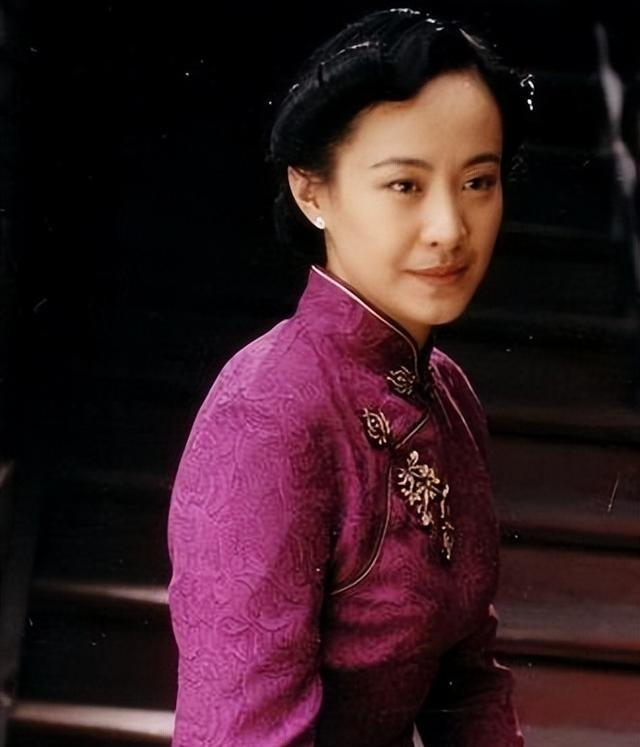  从影后到话剧舞台：剧雪的职业降速哲学与内在逻辑 影视小说