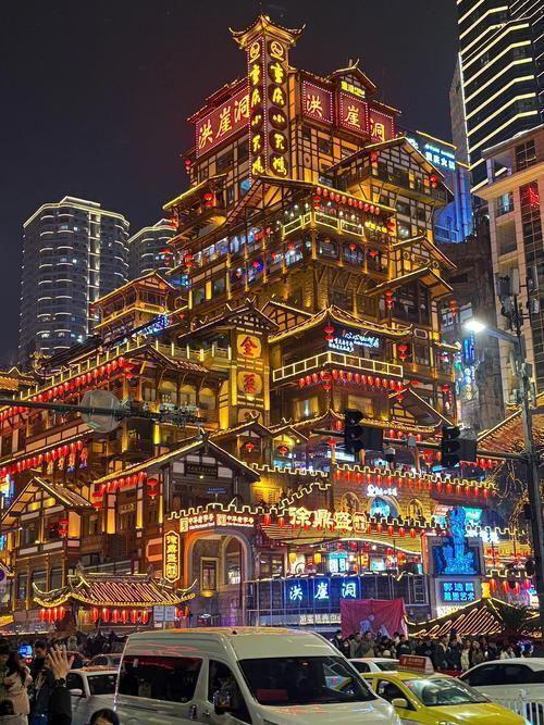  山城的温度：那些让心沉淀下来的瞬间，才是重庆最动人的风景 文化旅游