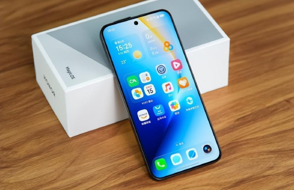  旗舰芯配大内存：技术老炮实测三款4K档旗舰的选购逻辑 手机评测